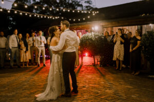 beekeepers inn bathurst first dance rustic