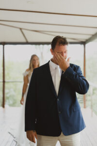emotional hunter valley wedding first look